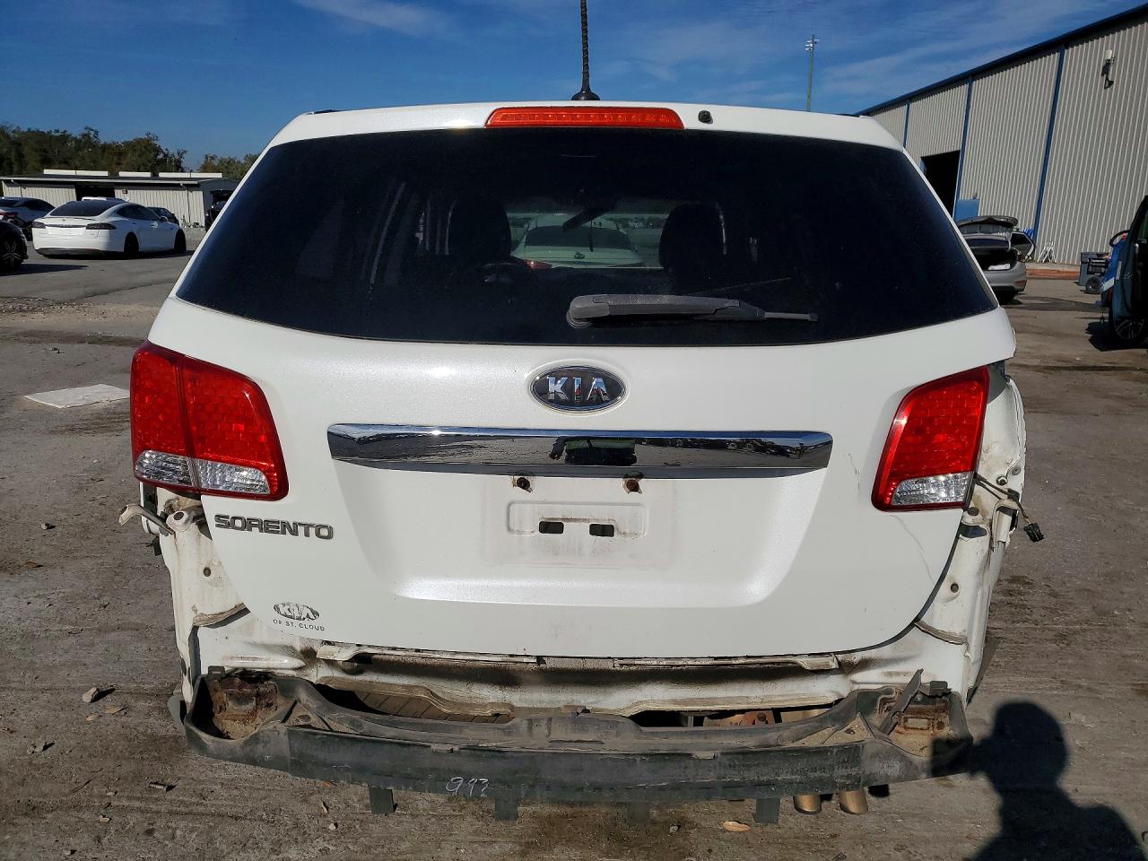 2013 KIA SORENTO LX photo 16