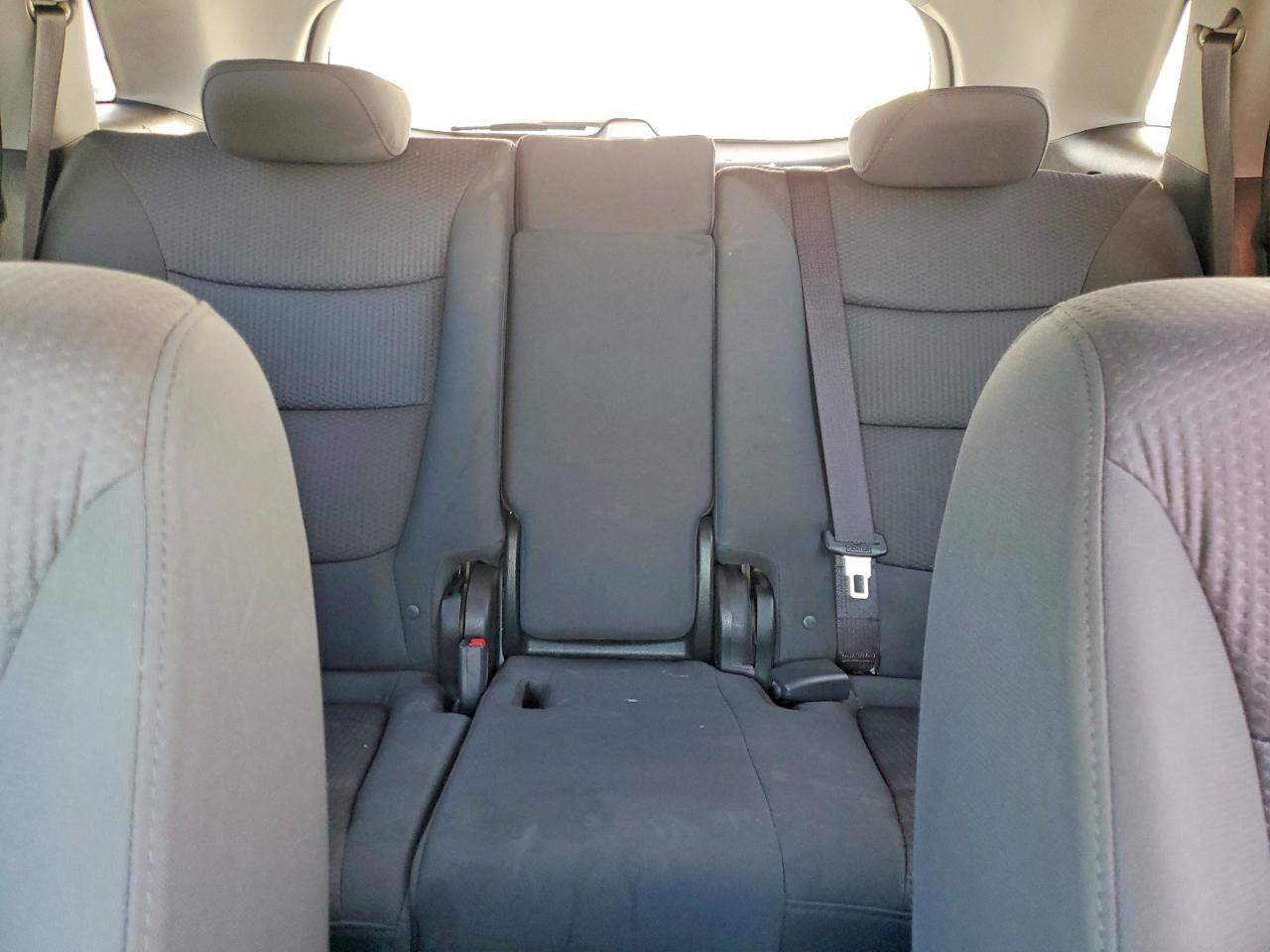 2013 KIA SORENTO LX photo 28