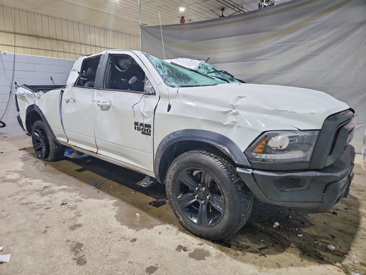 2022 RAM 1500 CLASSIC SLT photo 4