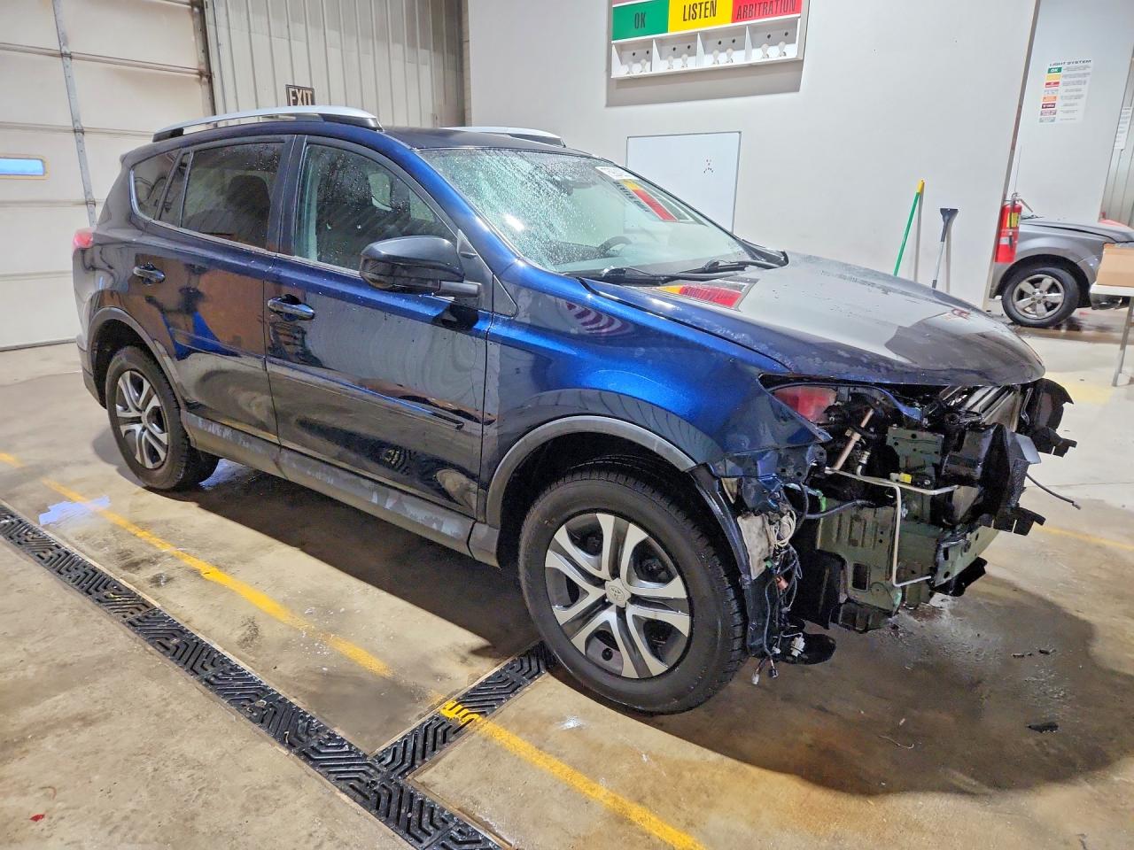 2017 TOYOTA RAV4 LE photo 7