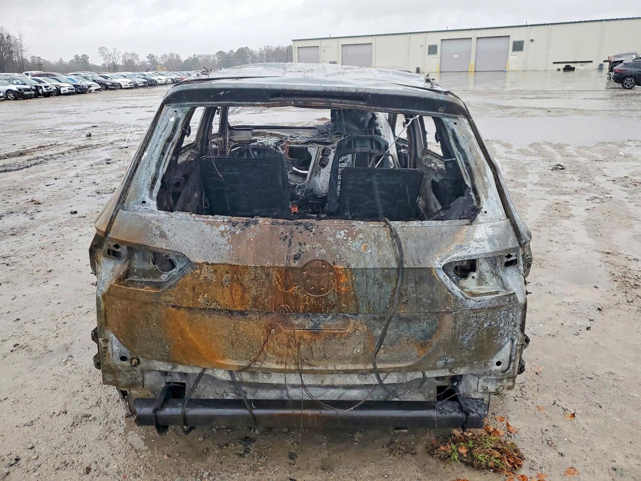 2024 VOLKSWAGEN TIGUAN SE photo 6