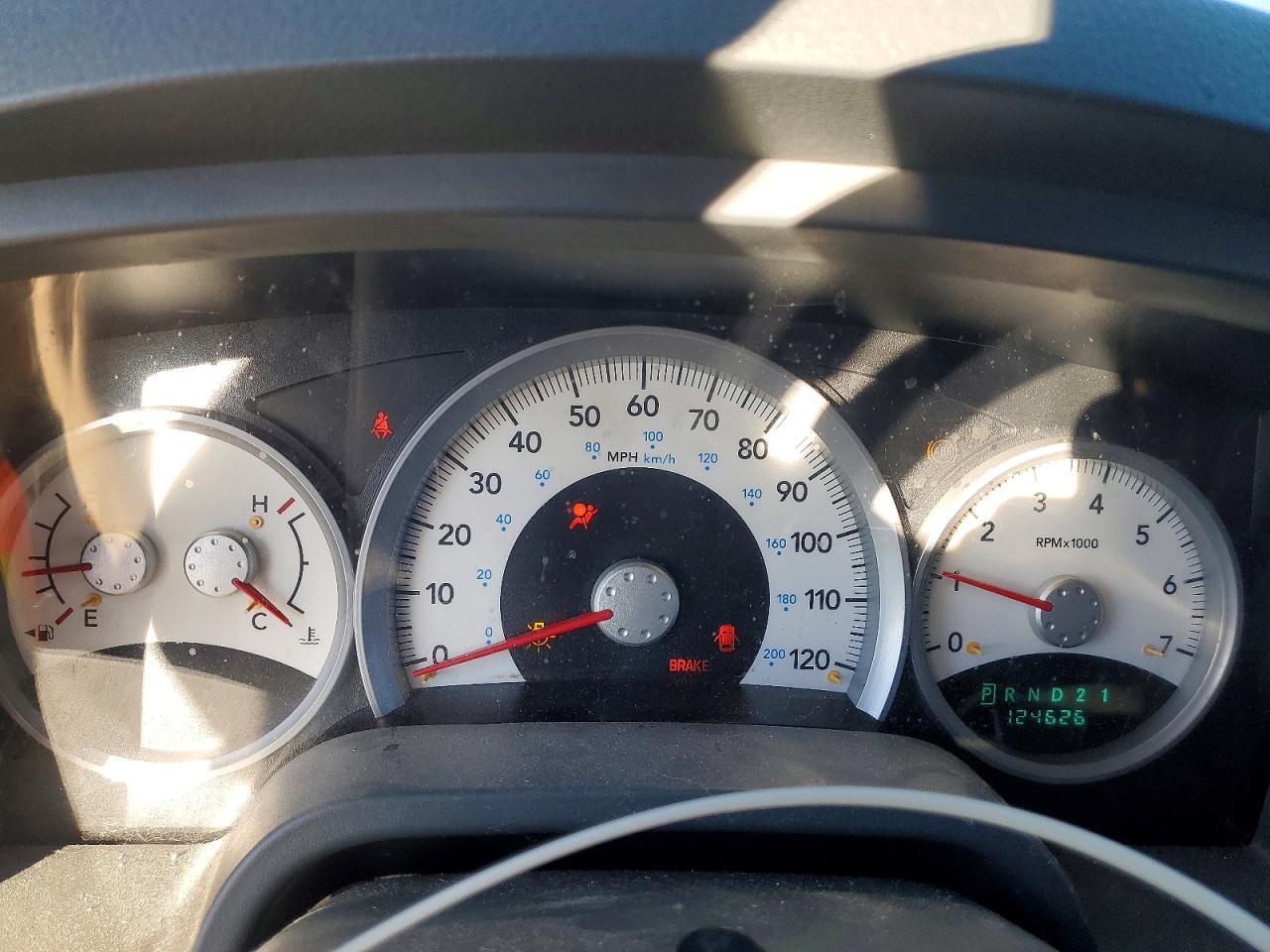2005 DODGE DAKOTA photo 9