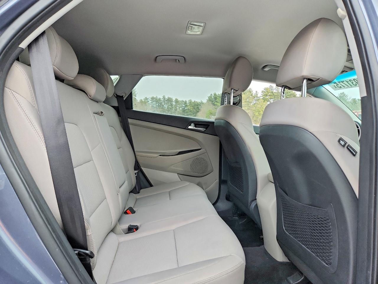 2021 HYUNDAI TUCSON SE photo 11