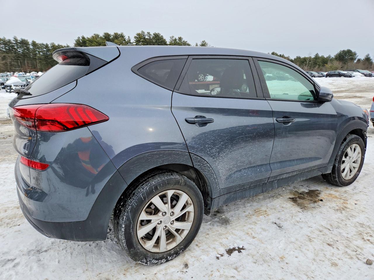 2021 HYUNDAI TUCSON SE photo 3
