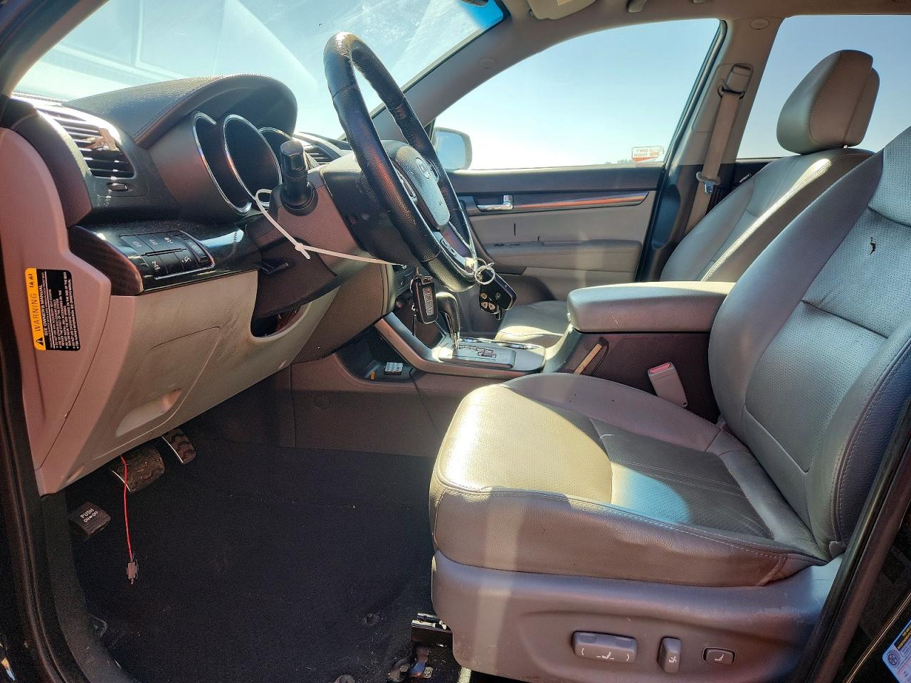 2011 KIA SORENTO SX photo 13