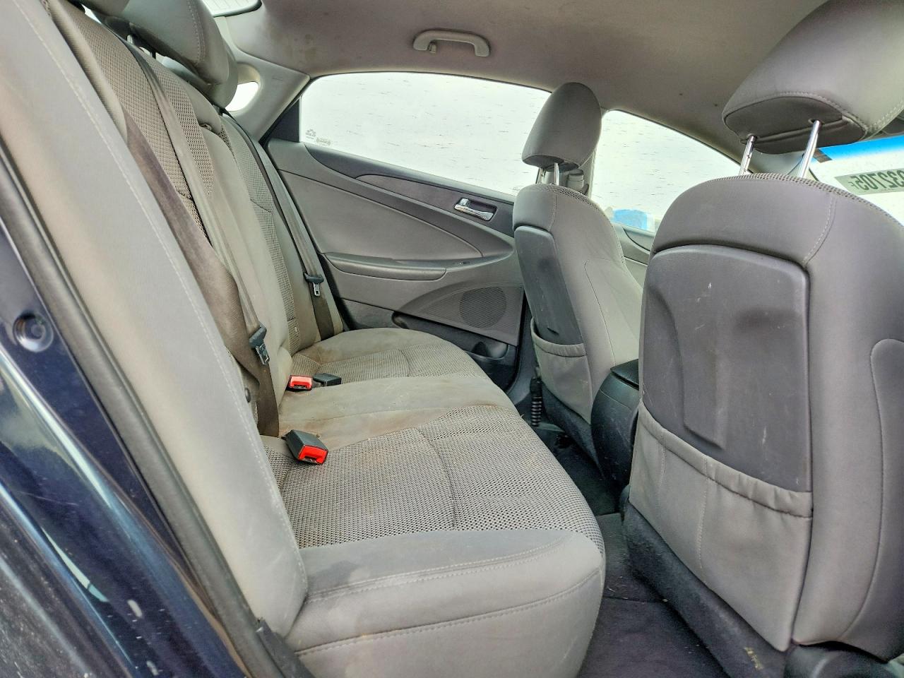 2012 HYUNDAI SONATA GLS photo 28