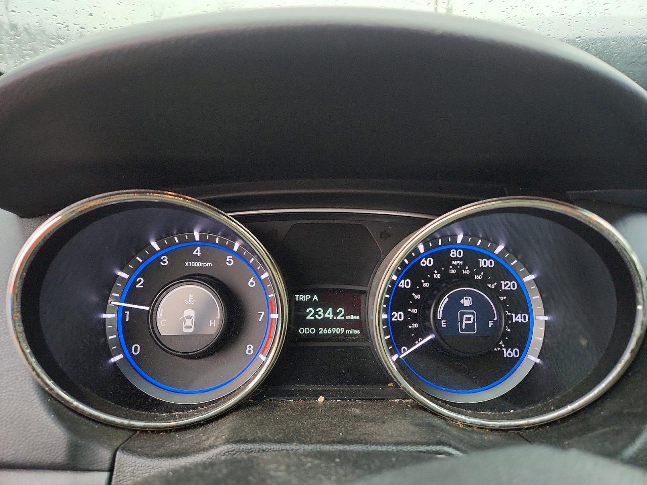 2012 HYUNDAI SONATA GLS photo 25