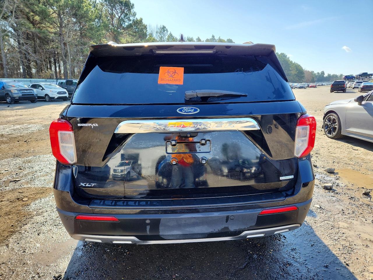 2020 FORD EXPLORER XLT photo 11