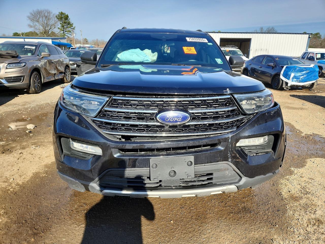 2020 FORD EXPLORER XLT photo 9