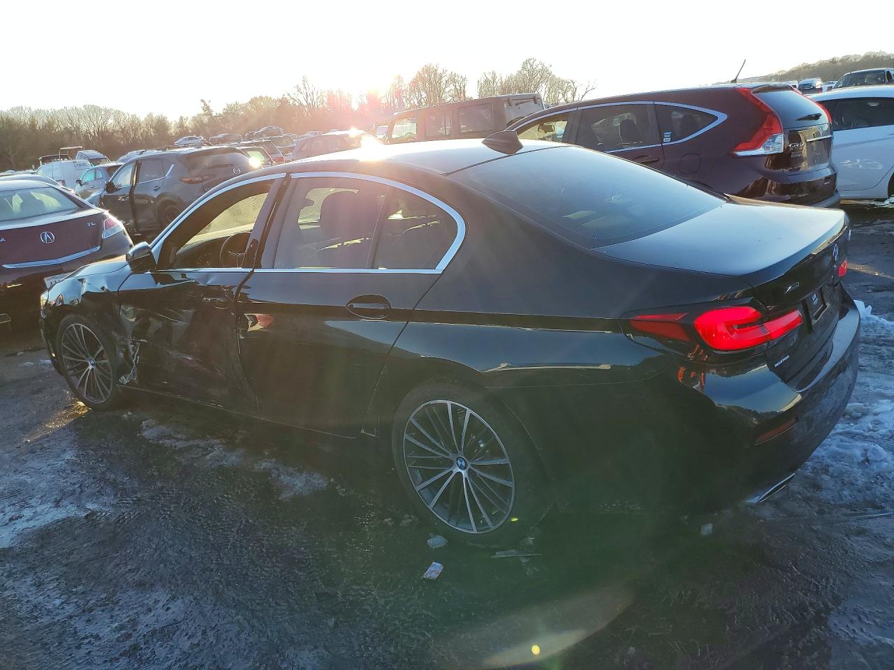 2022 BMW 530 XI photo 3