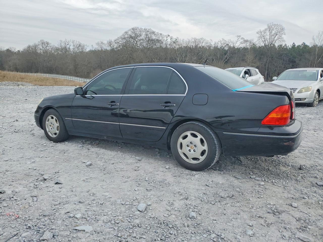 2001 LEXUS LS 430 photo 3