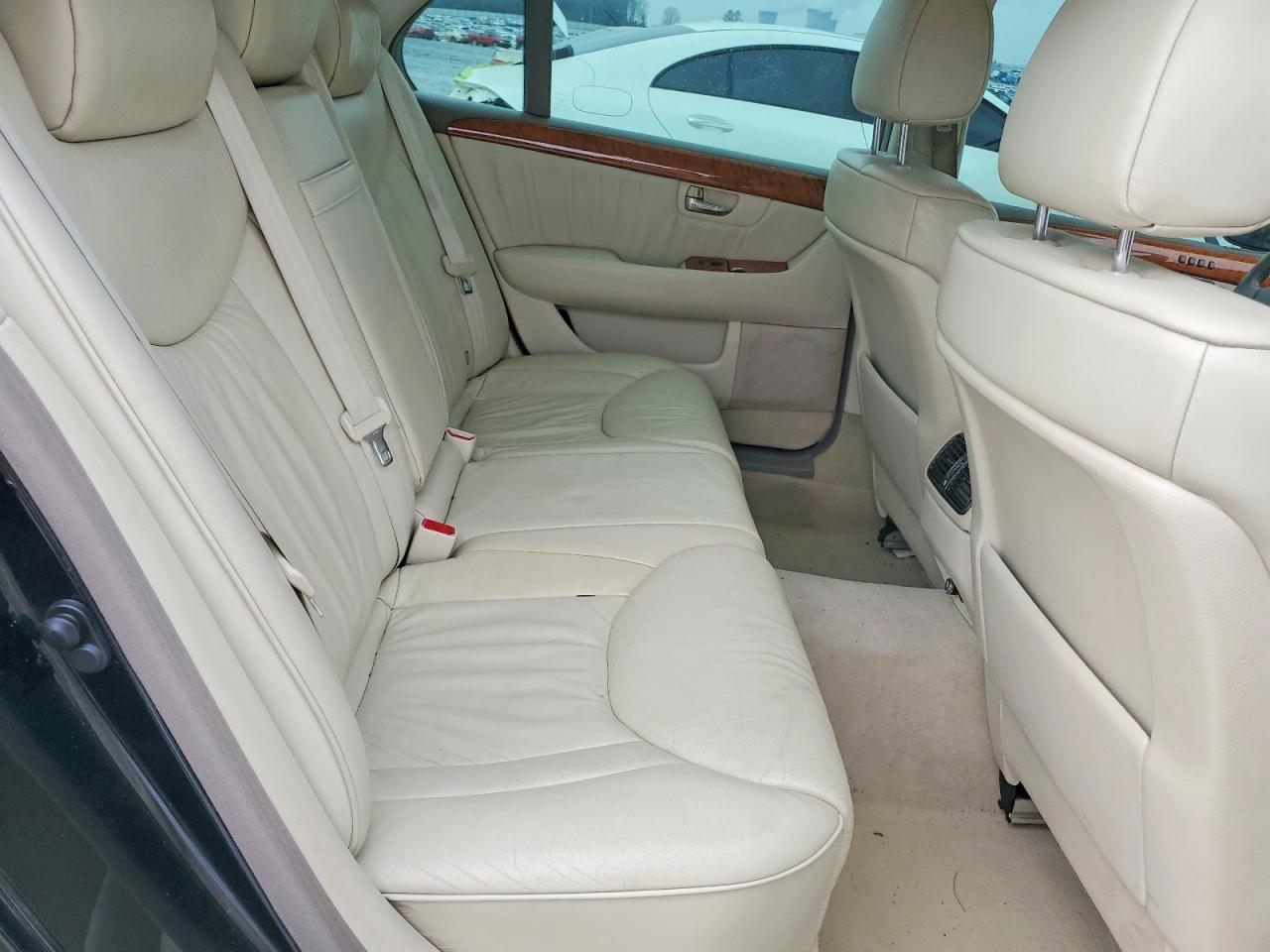 2001 LEXUS LS 430 photo 19