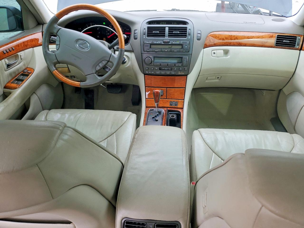 2001 LEXUS LS 430 photo 15