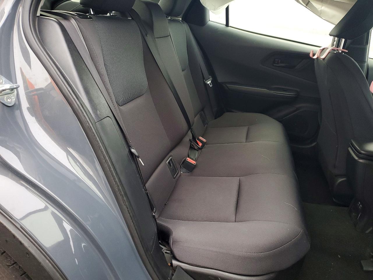 2024 TOYOTA PRIUS LE photo 10