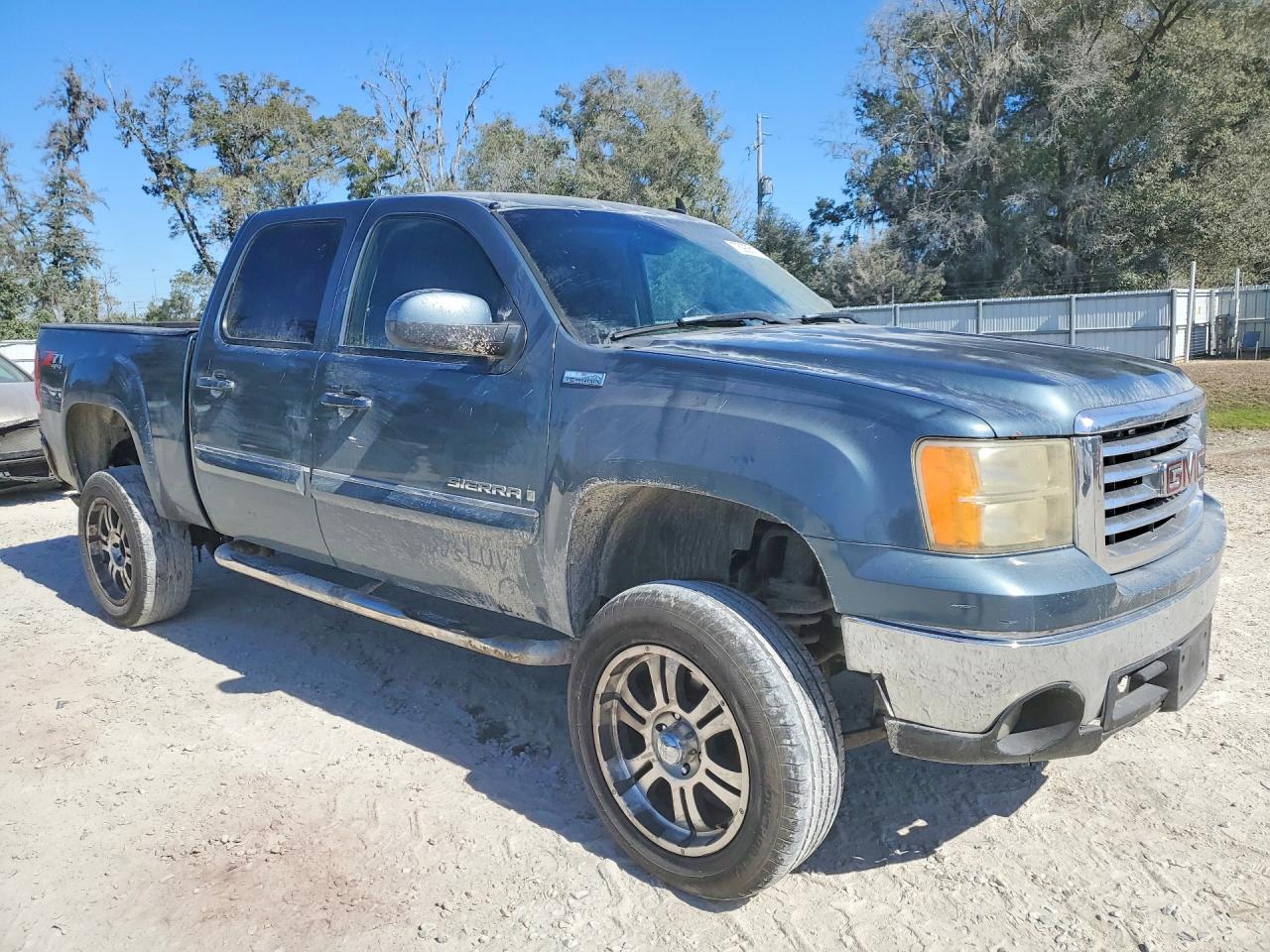 2008 GMC SIERRA K1500 photo 4