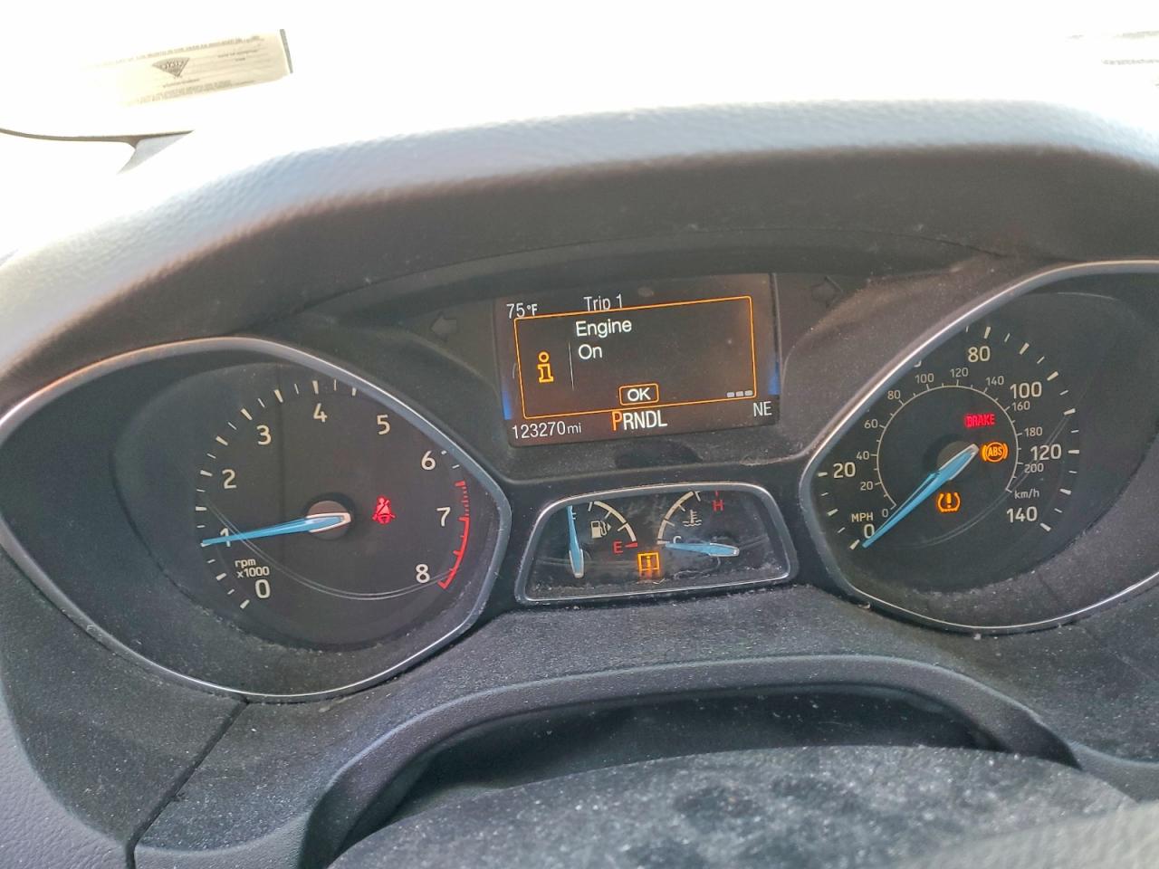 2018 FORD FOCUS SE photo 25