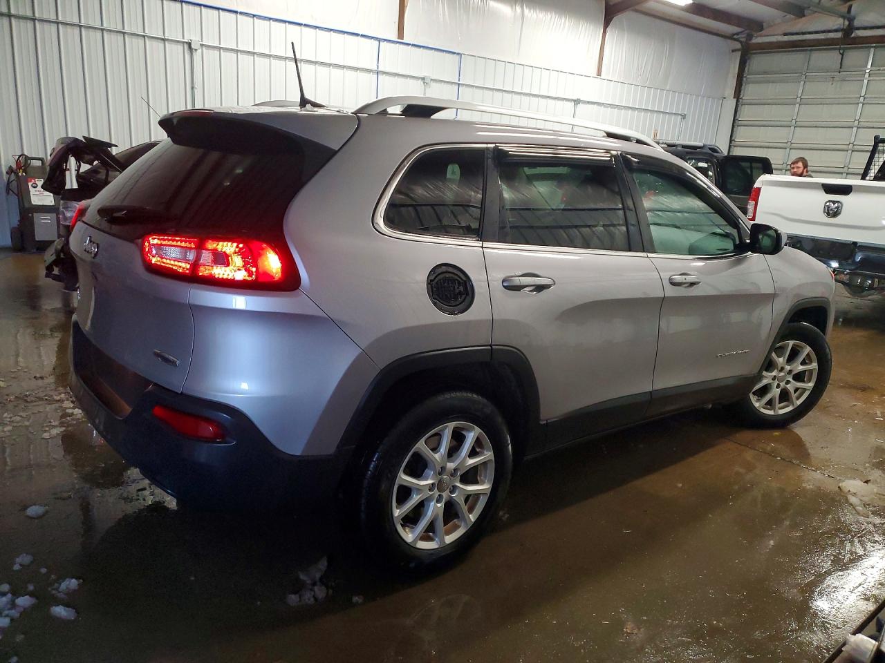 2018 JEEP CHEROKEE LATITUDE PLUS photo 5