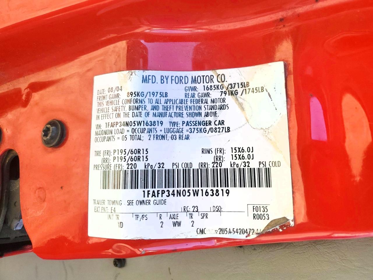 2005 FORD FOCUS ZX4 photo 12