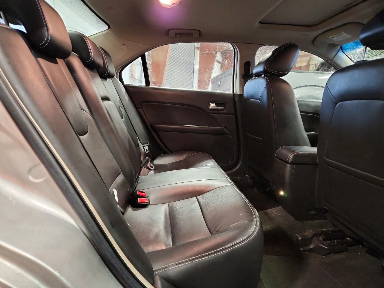 2010 FORD FUSION SEL photo 10