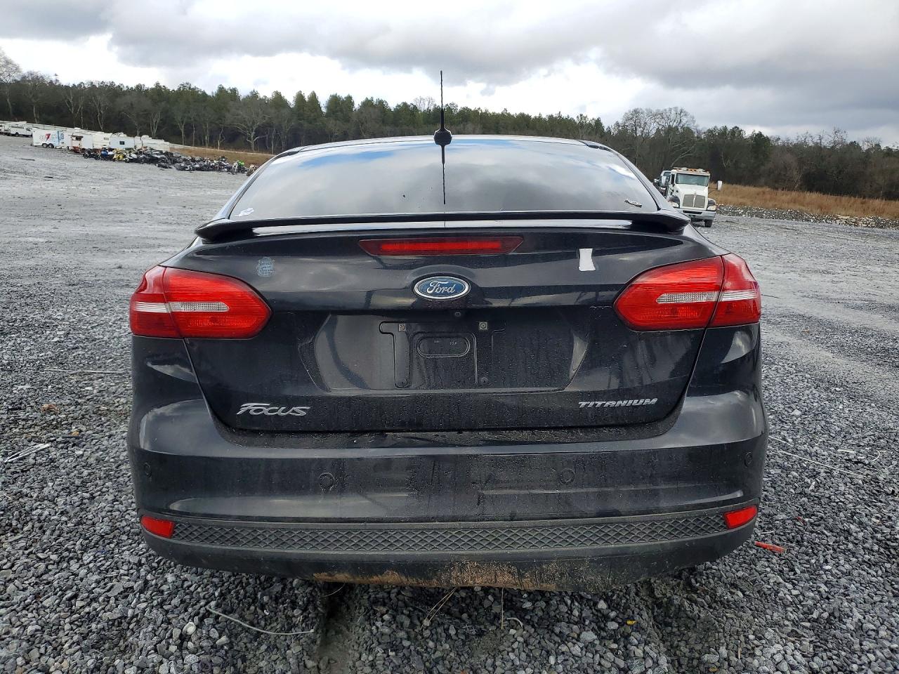2018 FORD FOCUS TITANIUM photo 6
