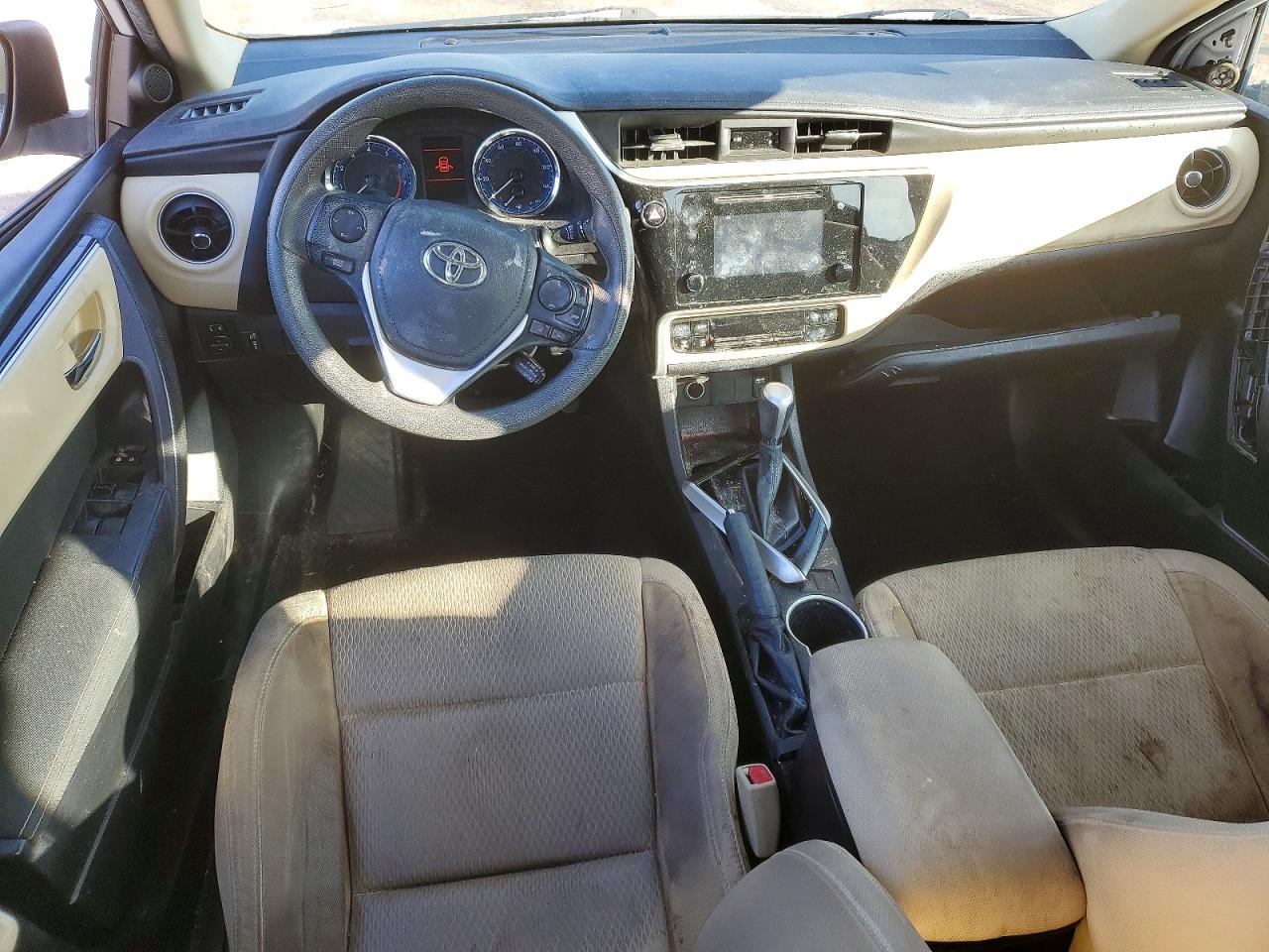 2018 TOYOTA COROLLA L photo 8