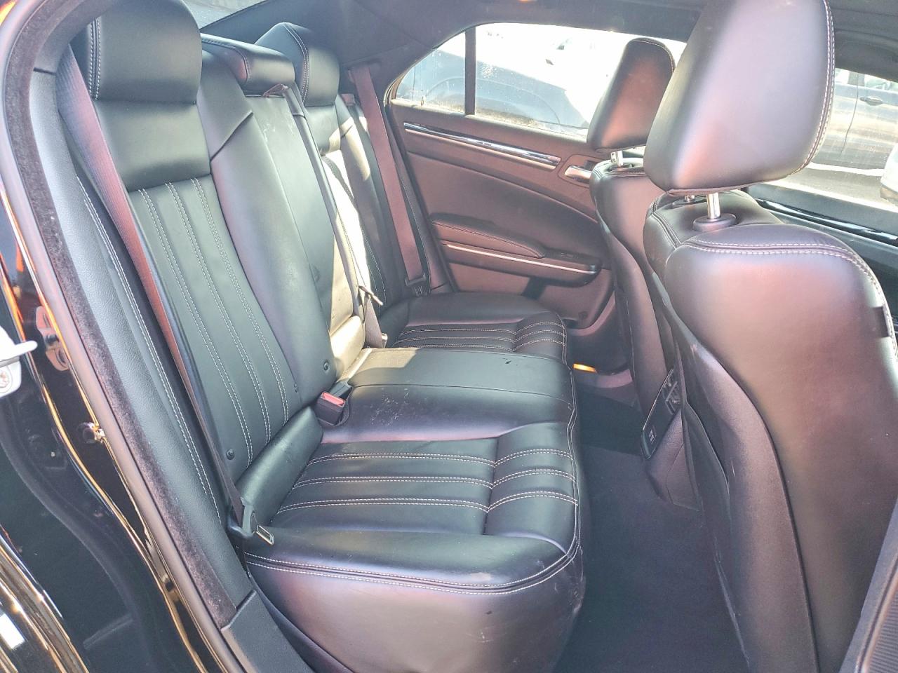 2023 CHRYSLER 300 S photo 19