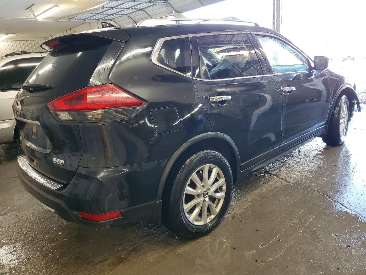 2020 NISSAN ROGUE S photo 3