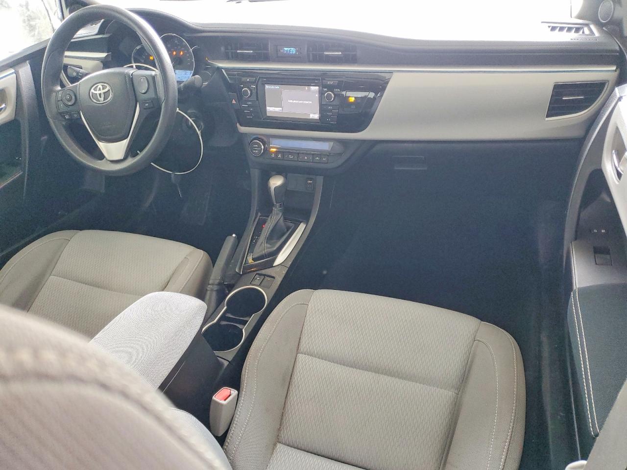 2016 TOYOTA COROLLA LE photo 22