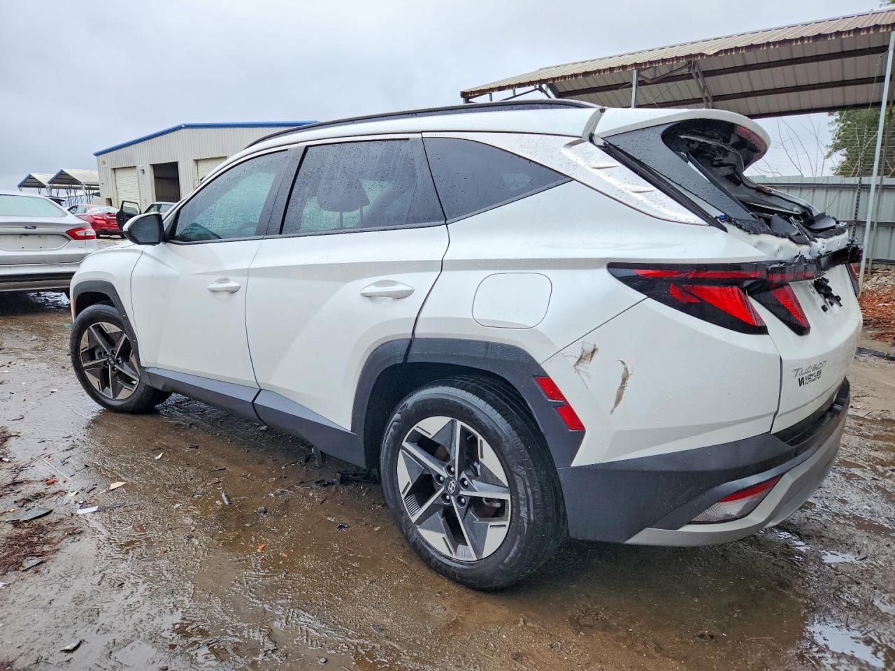 2025 HYUNDAI TUCSON SEL photo 3