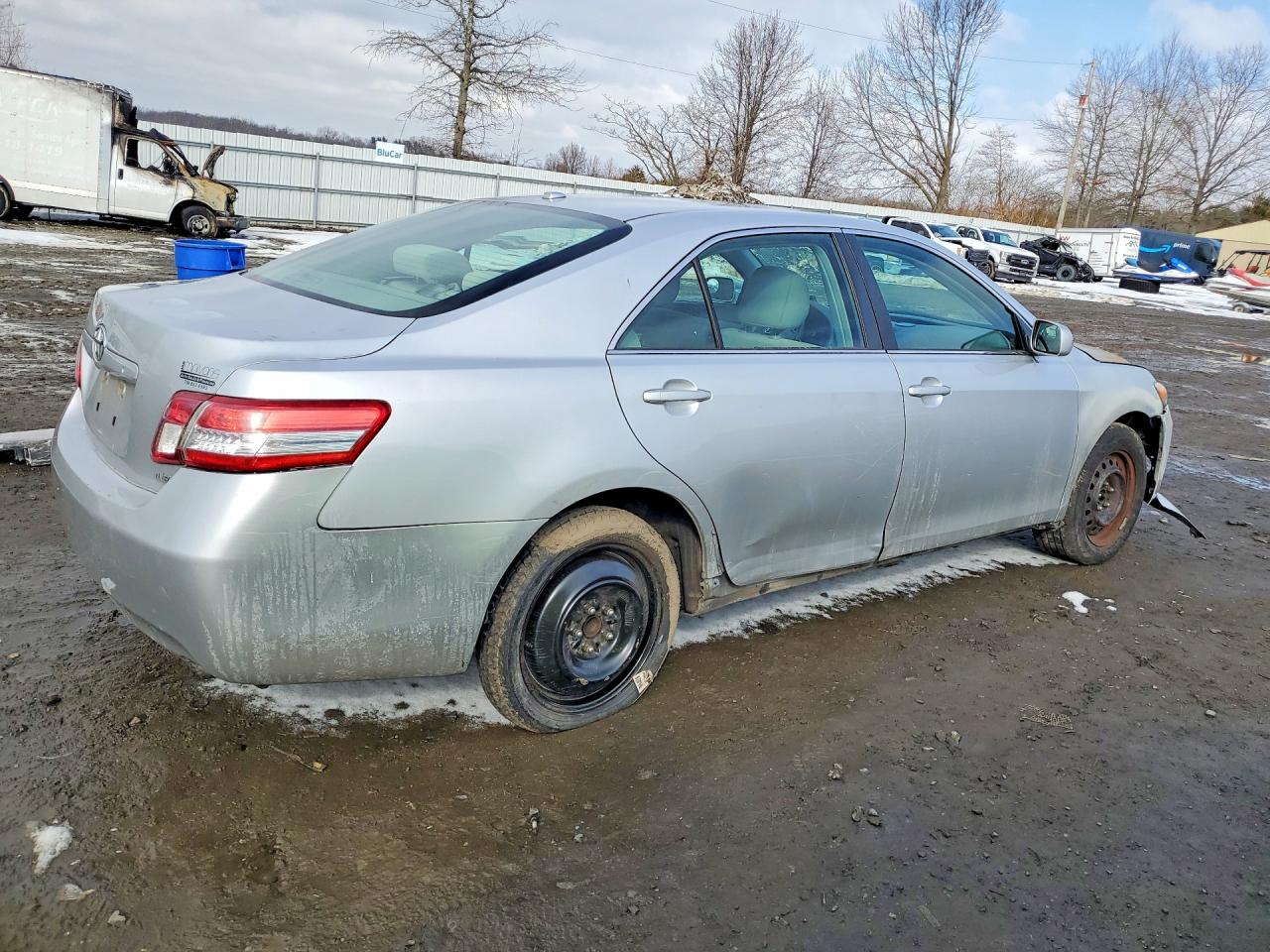 2011 TOYOTA CAMRY BASE photo 7