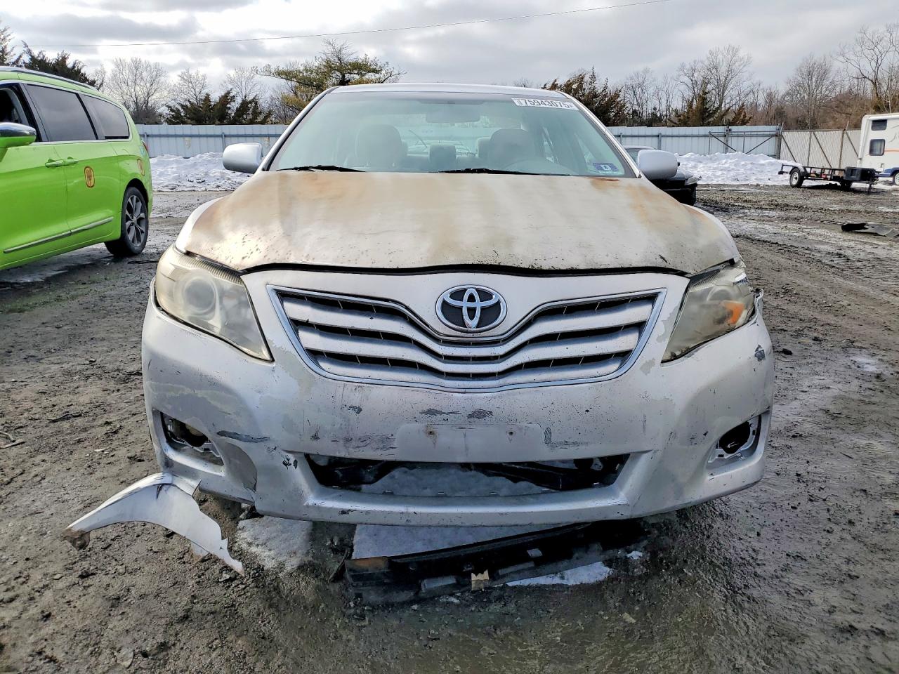 2011 TOYOTA CAMRY BASE photo 13