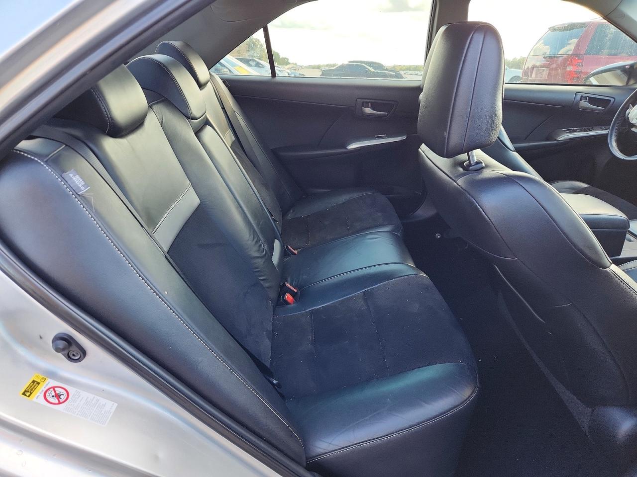 2012 TOYOTA CAMRY SE V6 photo 10
