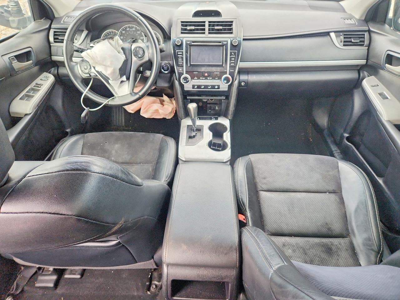 2012 TOYOTA CAMRY SE V6 photo 8