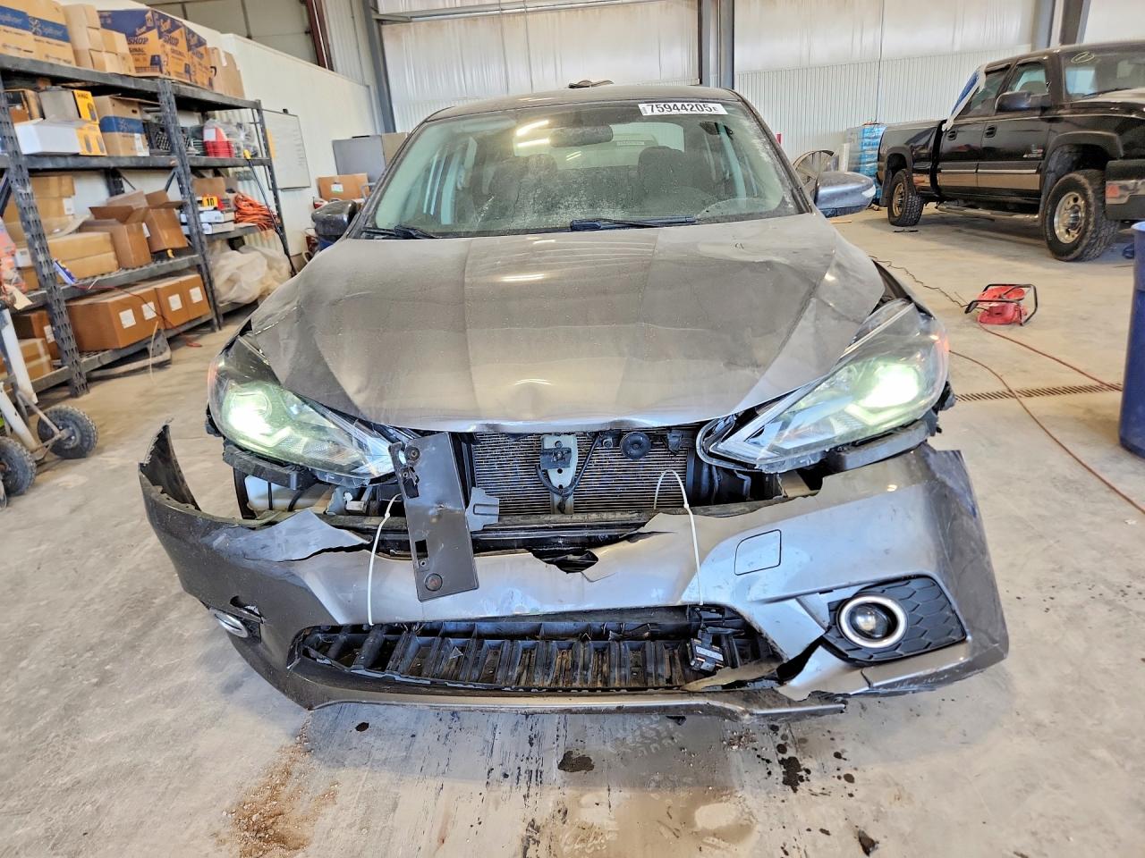 2019 NISSAN SENTRA S photo 9