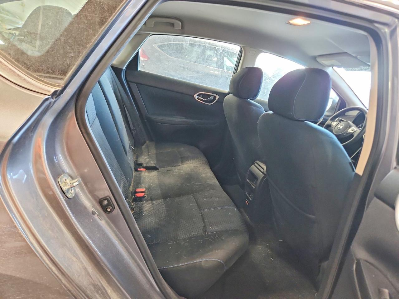 2019 NISSAN SENTRA S photo 19