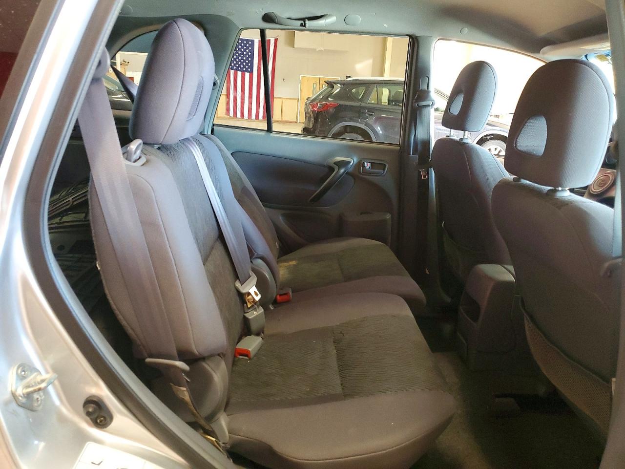 2002 TOYOTA RAV4 BASE photo 19