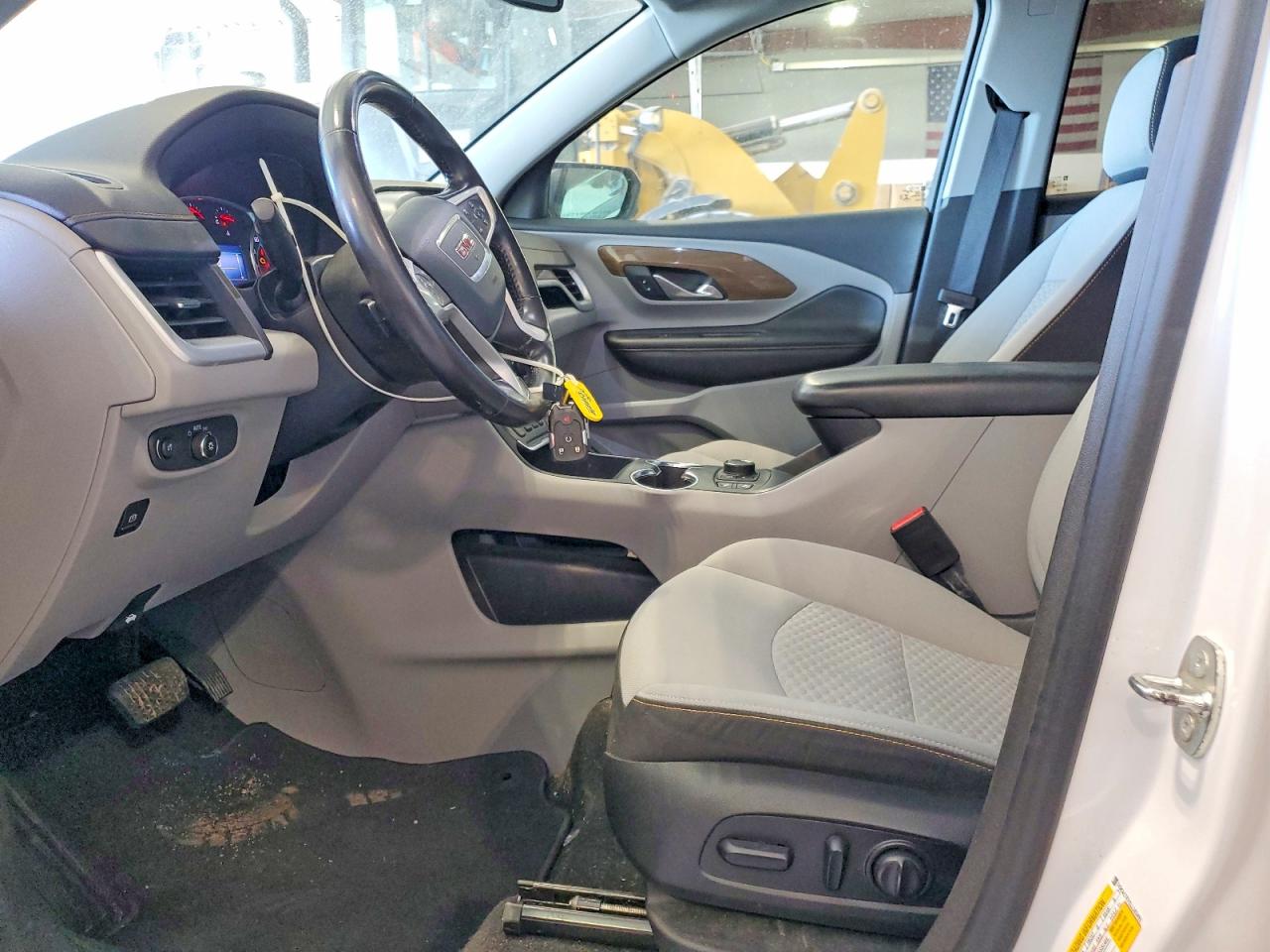 2020 GMC TERRAIN SLE photo 7