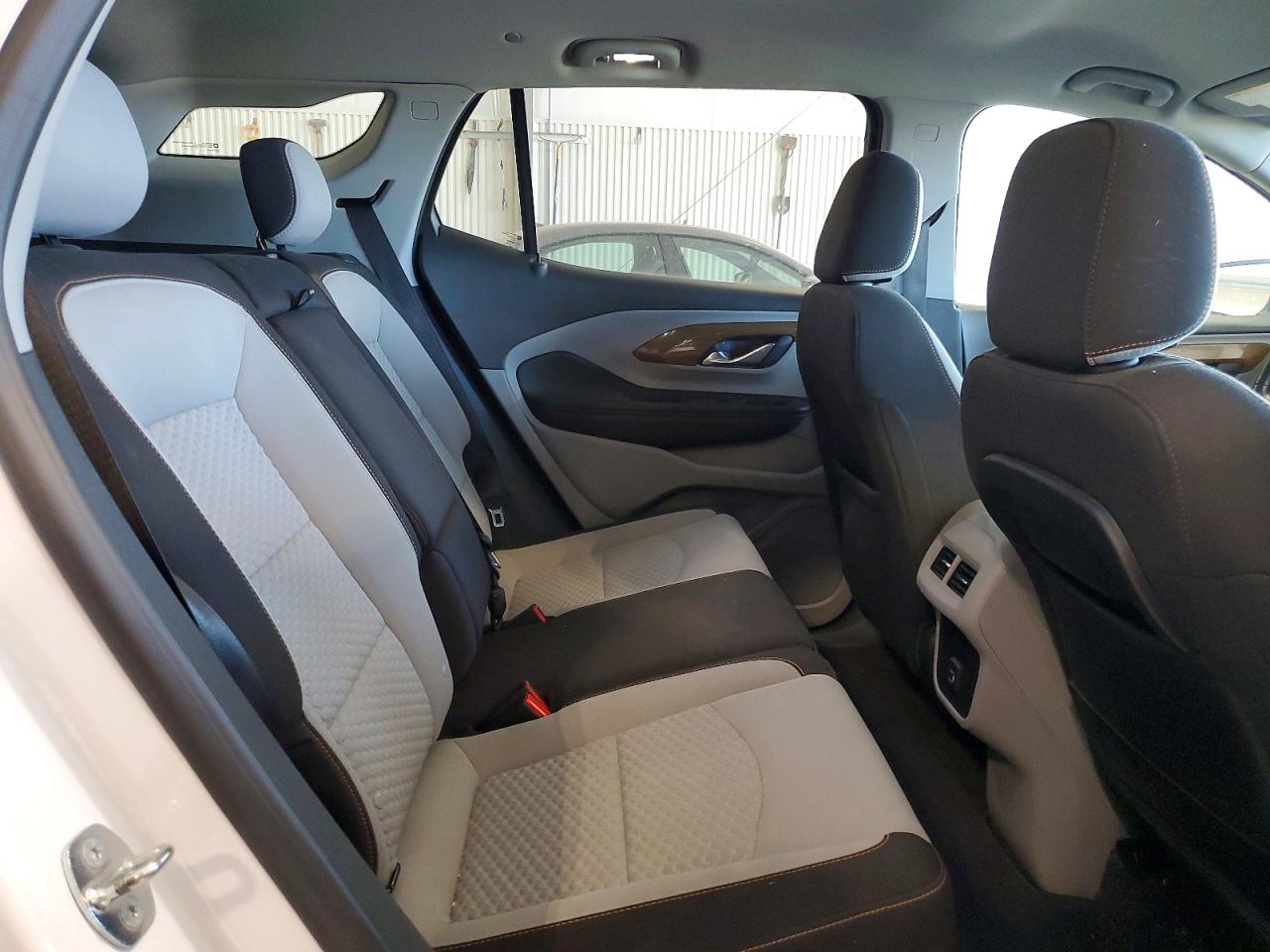2020 GMC TERRAIN SLE photo 11