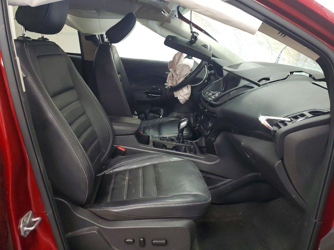 2019 FORD ESCAPE TITANIUM photo 13