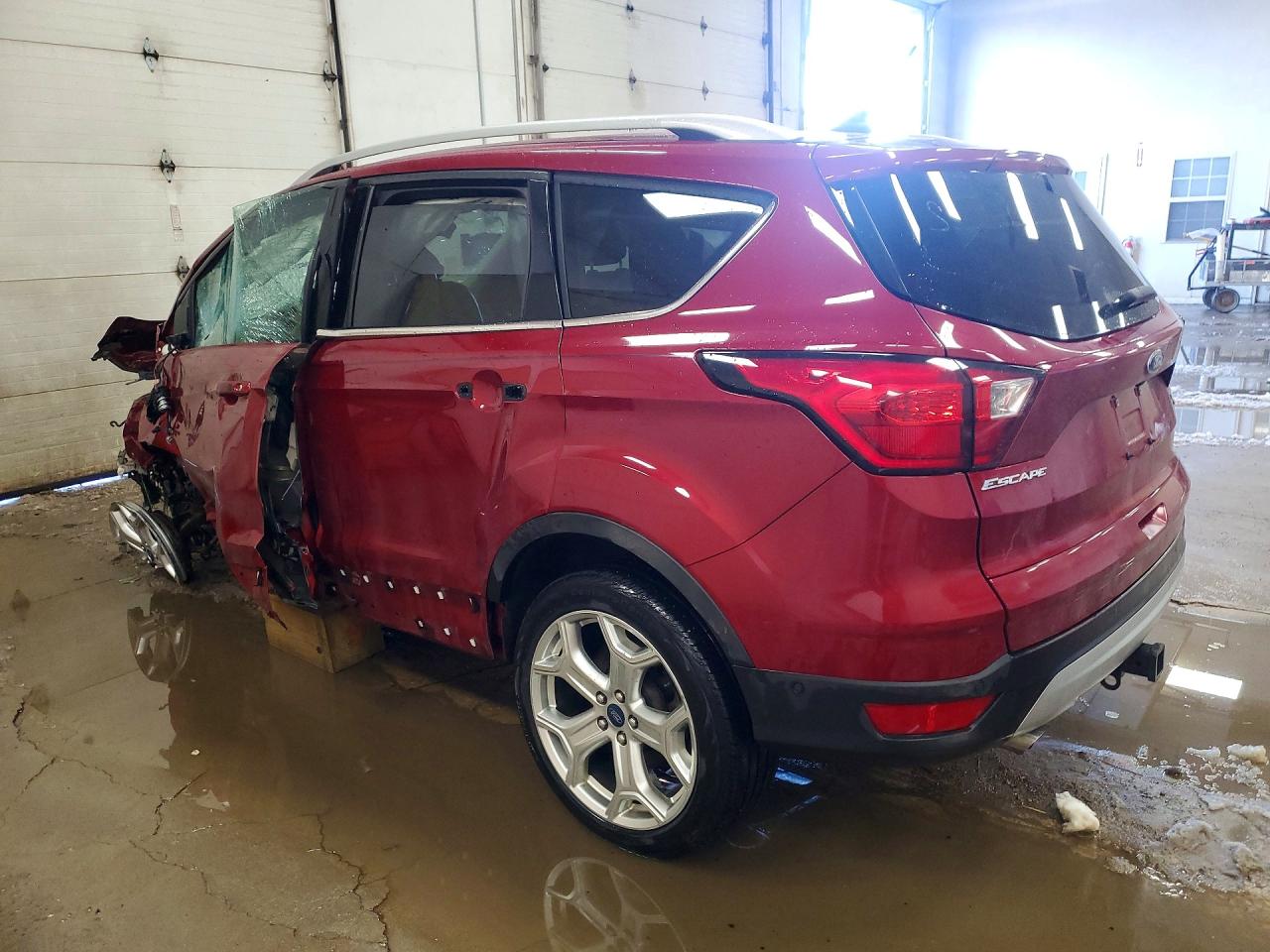 2019 FORD ESCAPE TITANIUM photo 3