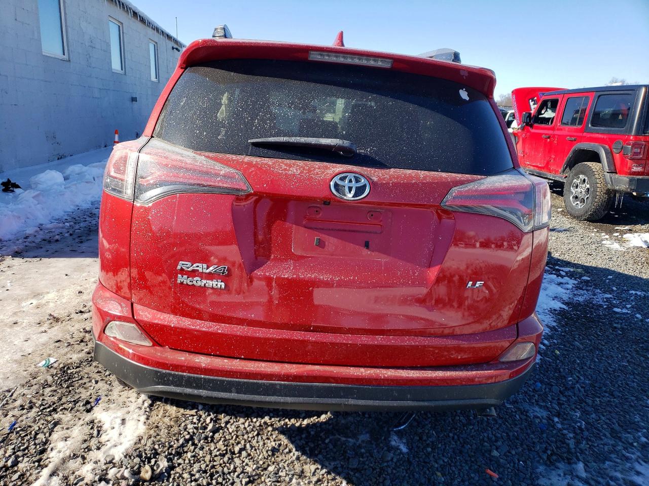 2017 TOYOTA RAV4 LE photo 6