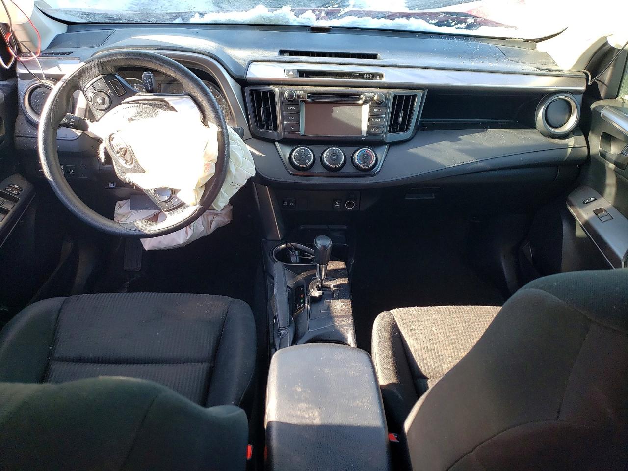 2017 TOYOTA RAV4 LE photo 8