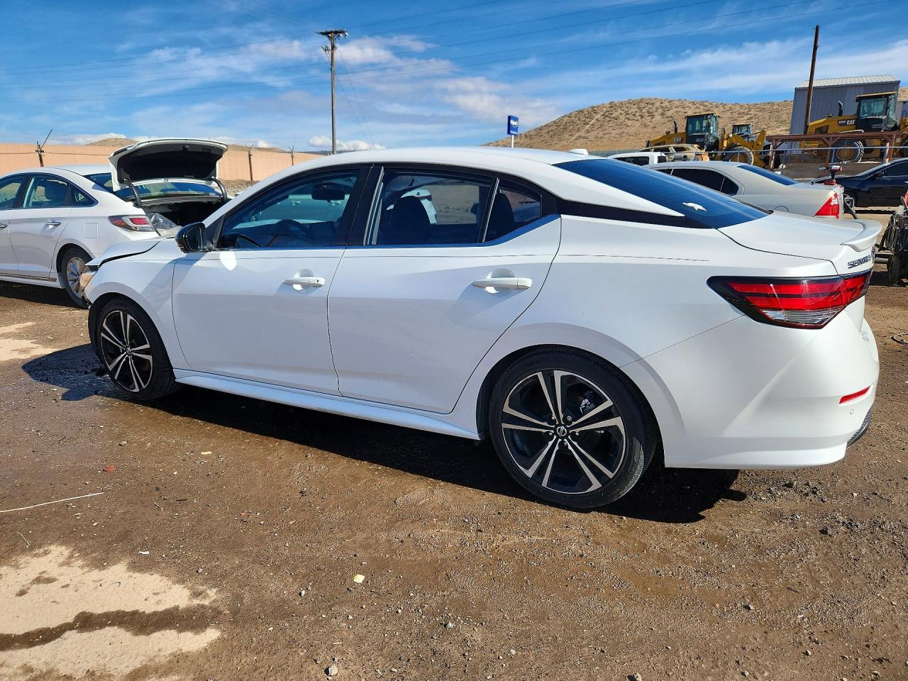2023 NISSAN SENTRA SR photo 3