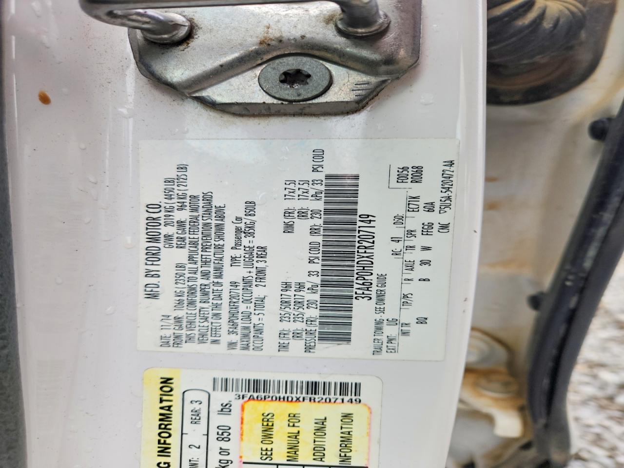 2015 FORD FUSION SE photo 12