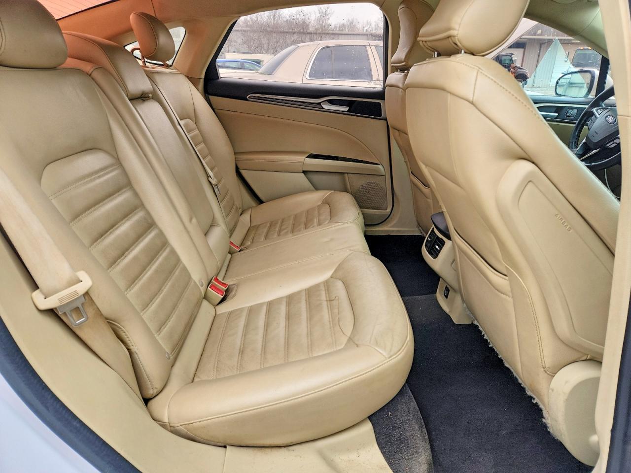 2015 FORD FUSION SE photo 10
