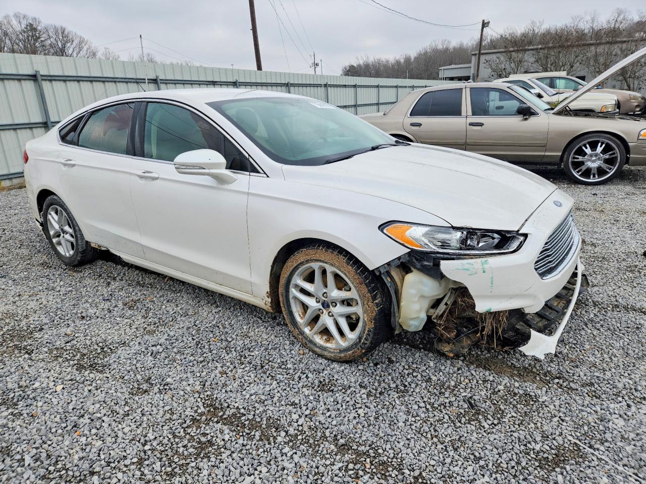 2015 FORD FUSION SE photo 4