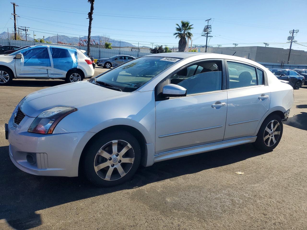 2012 NISSAN SENTRA 2.0 photo 2