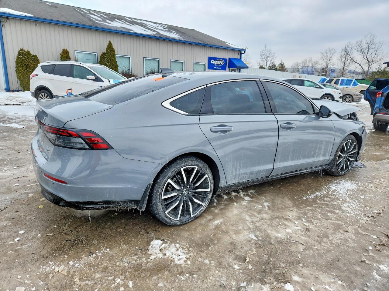 2024 HONDA ACCORD TOURING HYBRID photo 3