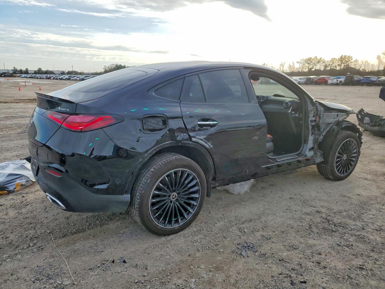 2026 MERCEDES-BENZ GLC COUPE 300 4MATIC photo 3