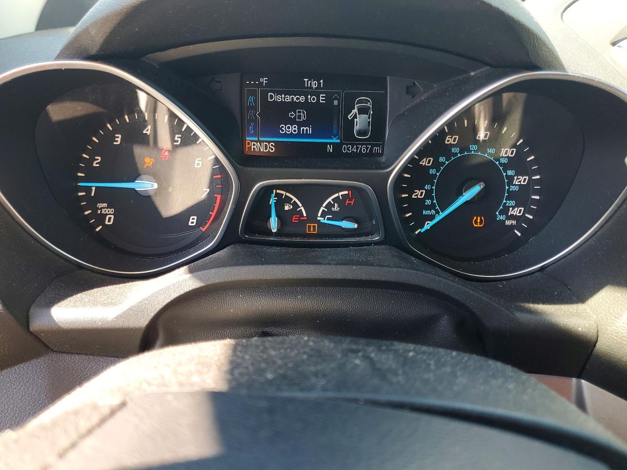 2016 FORD ESCAPE SE photo 9